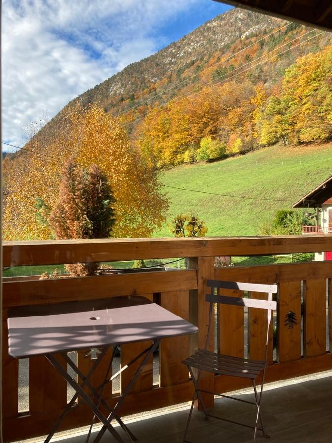 LAPRESKI, bel appartement esprit chalet, très confortable 4 étoiles Thônes Extérieur photo