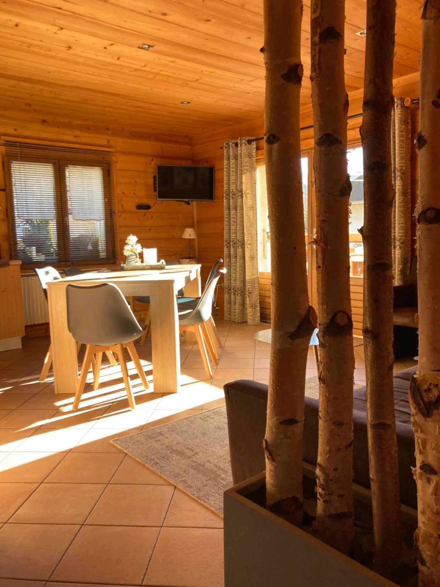 LAPRESKI, bel appartement esprit chalet, très confortable 4 étoiles Thônes Extérieur photo