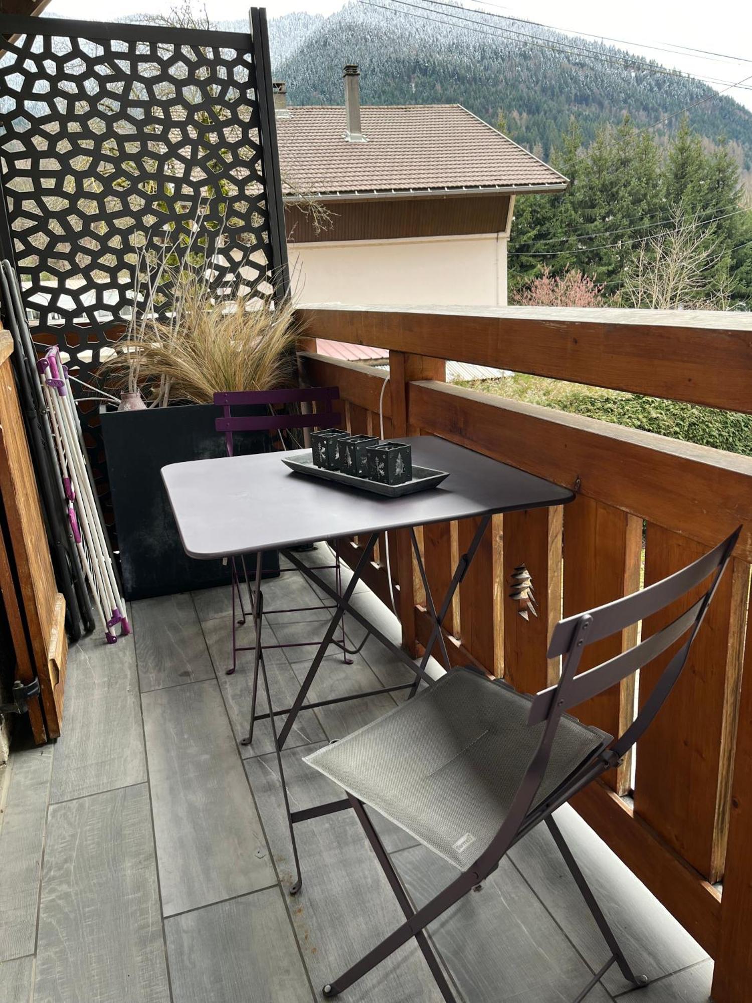 LAPRESKI, bel appartement esprit chalet, très confortable 4 étoiles Thônes Extérieur photo