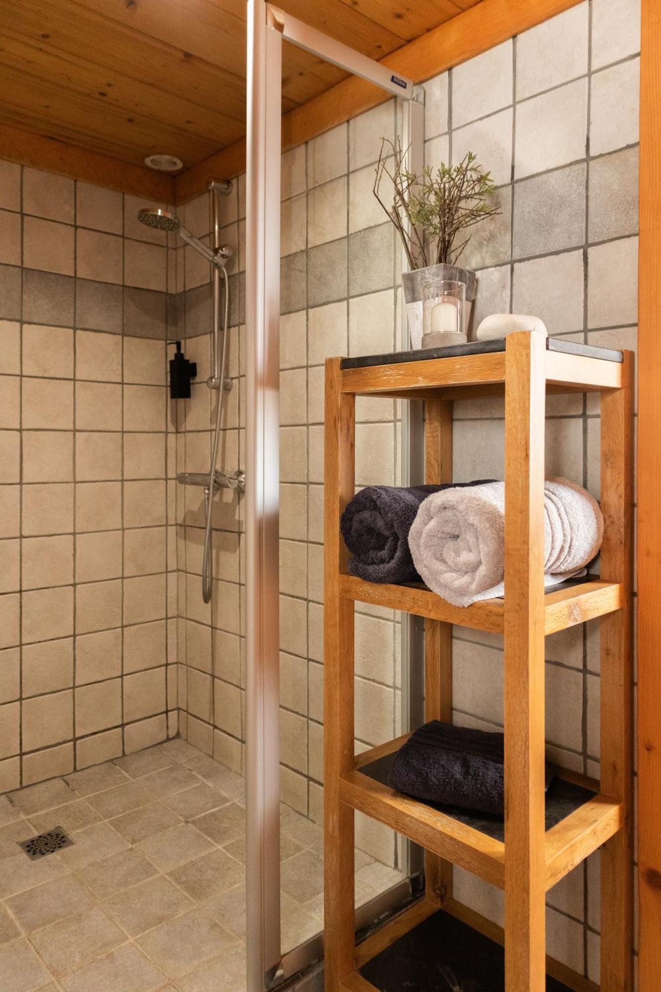 LAPRESKI, bel appartement esprit chalet, très confortable 4 étoiles Thônes Extérieur photo