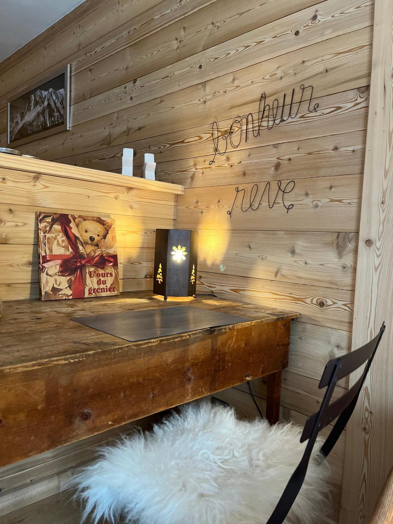 LAPRESKI, bel appartement esprit chalet, très confortable 4 étoiles Thônes Extérieur photo